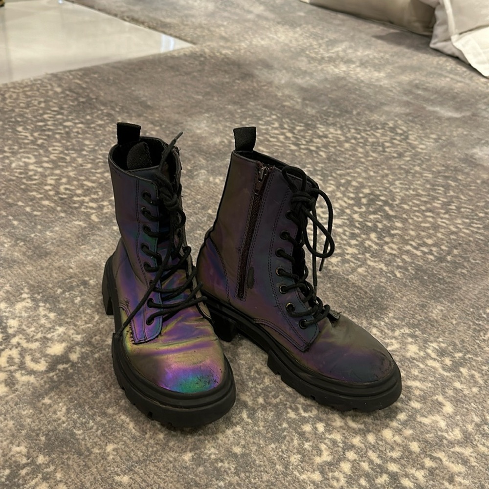 ZARA HOLOGRAM BOOTS KIDS SIZE 32/12 - Picture 2 of 11